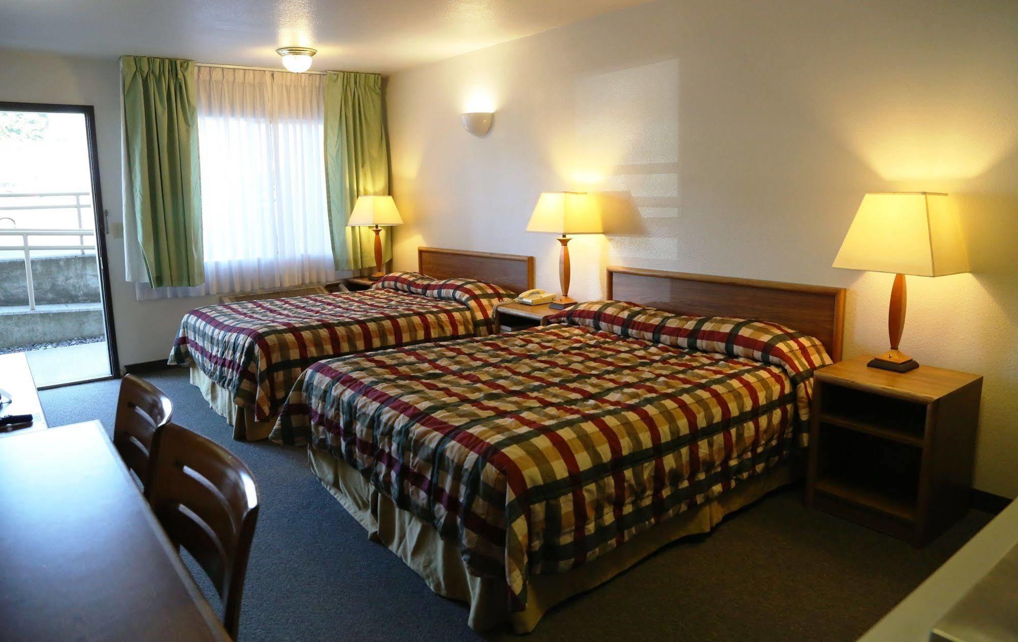 Idaho Inn Москоу Экстерьер фото