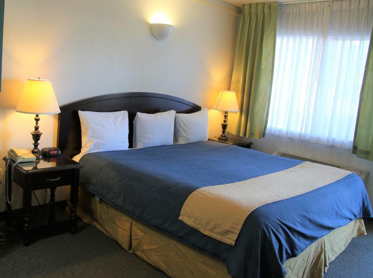 Idaho Inn Москоу Экстерьер фото